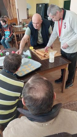 Veľkonočné tvorivé dielne - 340111887_924885878851416_4204605953669541786_n